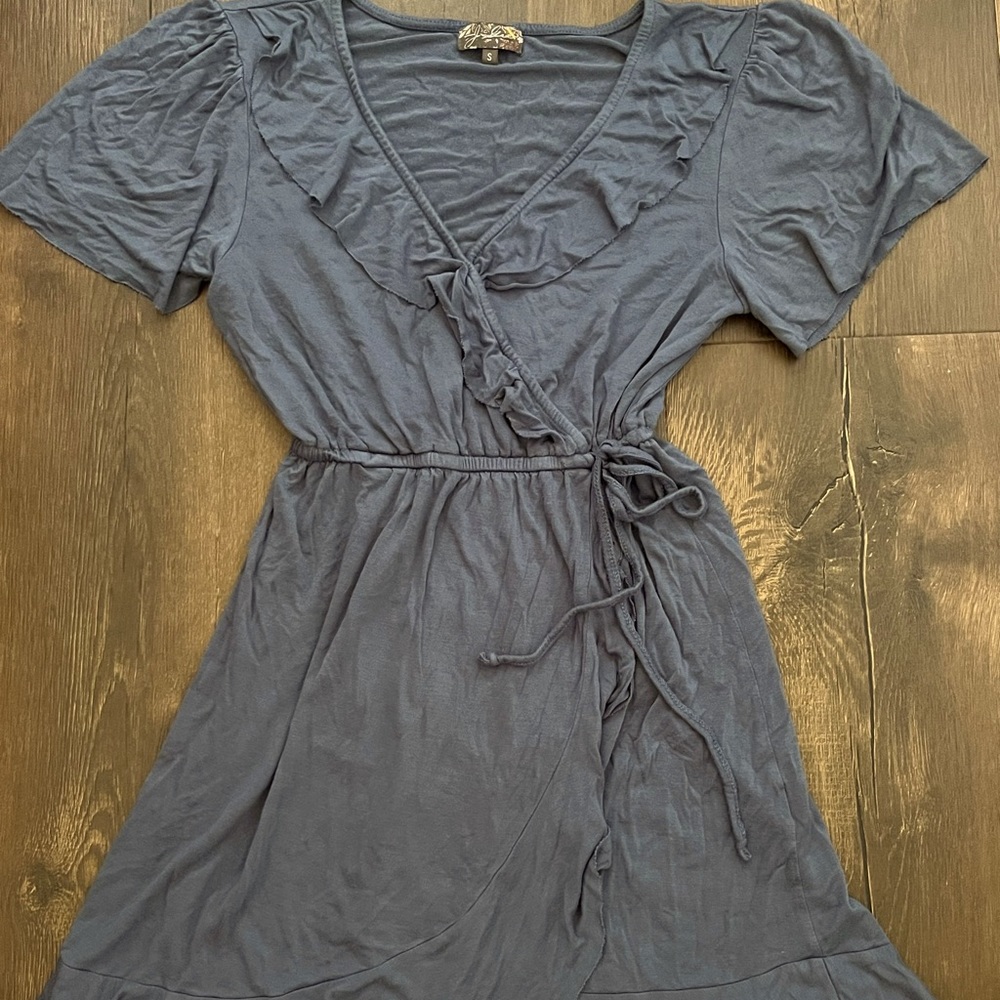 Blue summer dress with cross tie